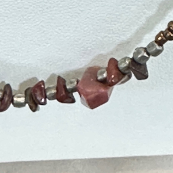 Red Jasper Stone Chip Necklace w/Multicolored Seed Beads Spring Ring Clasp - Picture 16 of 16